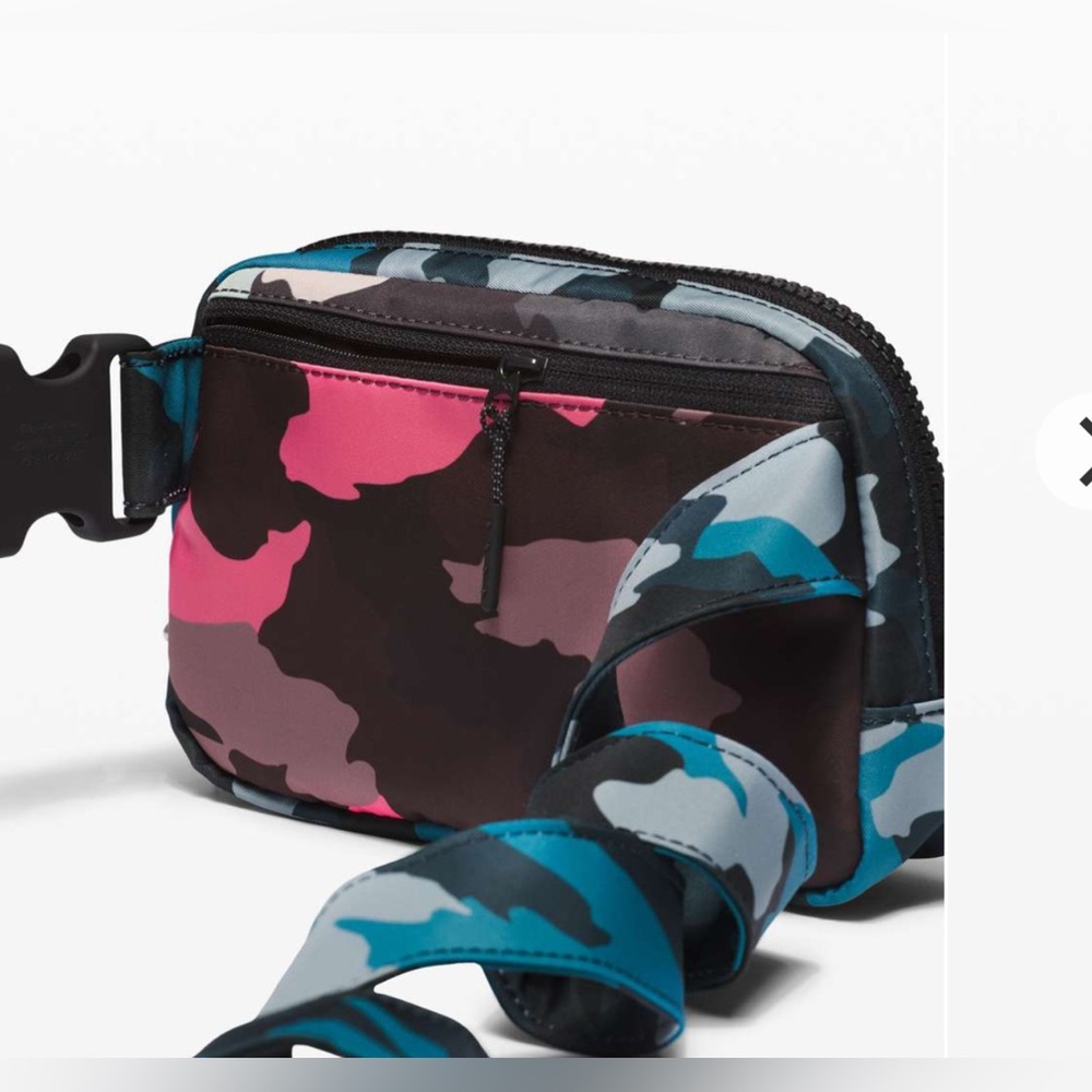 NWOT Lululemon Everywhere Belt Bag *1L Heritage 365 Camo Guava Pink Multi Unisex - Picture 4 of 9
